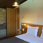 Rural Alves - Braga - Casa Alves De Torneiros 4* 布拉加