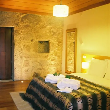 Rural Alves - Braga - Casa Alves De Torneiros 4*