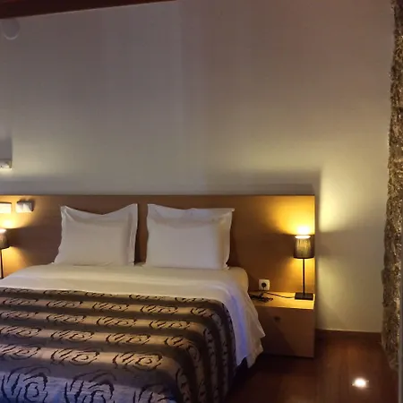 Hotell Rural Alves - Braga - Casa Alves De Torneiros 4*