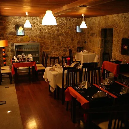 Rural Alves - Braga - Casa Alves De Torneiros ホテル Penso