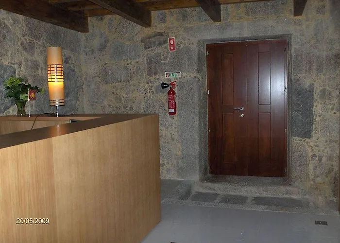 Hotel Rural Alves - Braga - Casa Alves De Torneiros Penso
