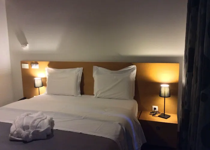 Hotel Rural Alves - Braga - Casa Alves De Torneiros Penso