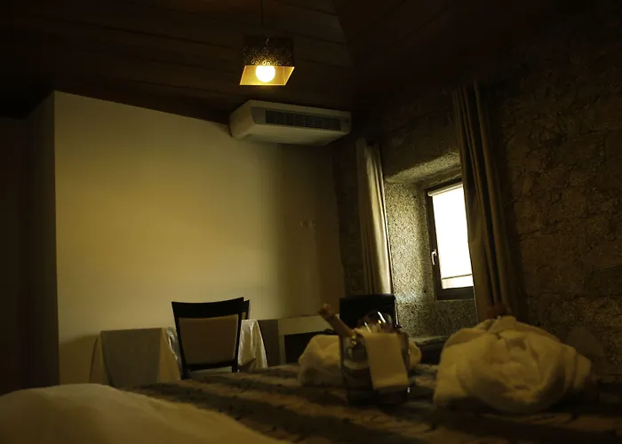 Rural Alves - Braga - Casa Alves De Torneiros 4*